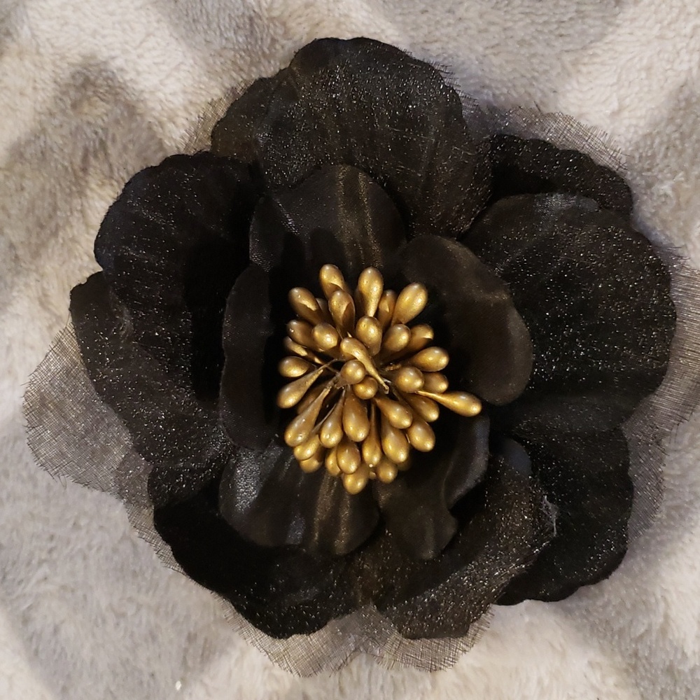 Forever 21 Black Floral Hair Clip